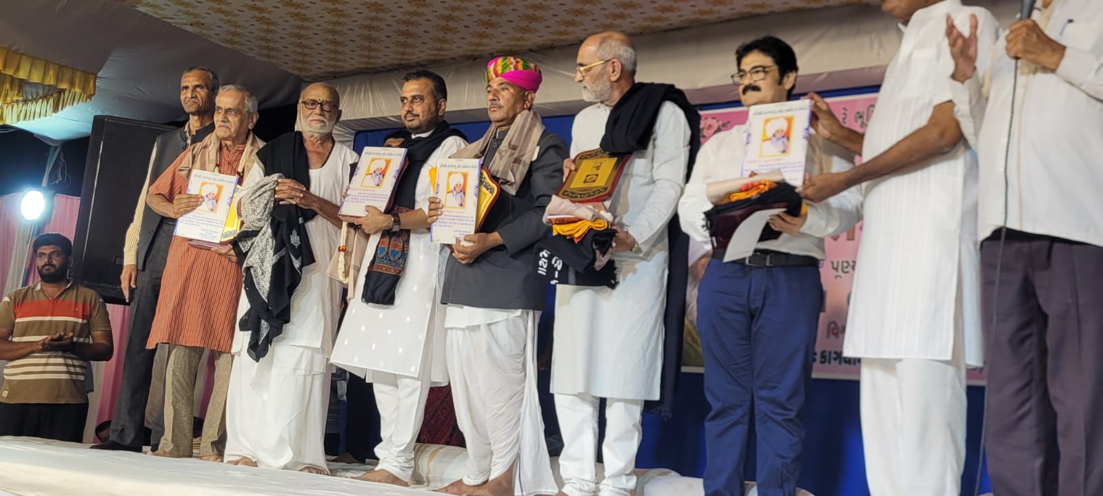 દુલાભાઇ કાગ એવોર્ડ