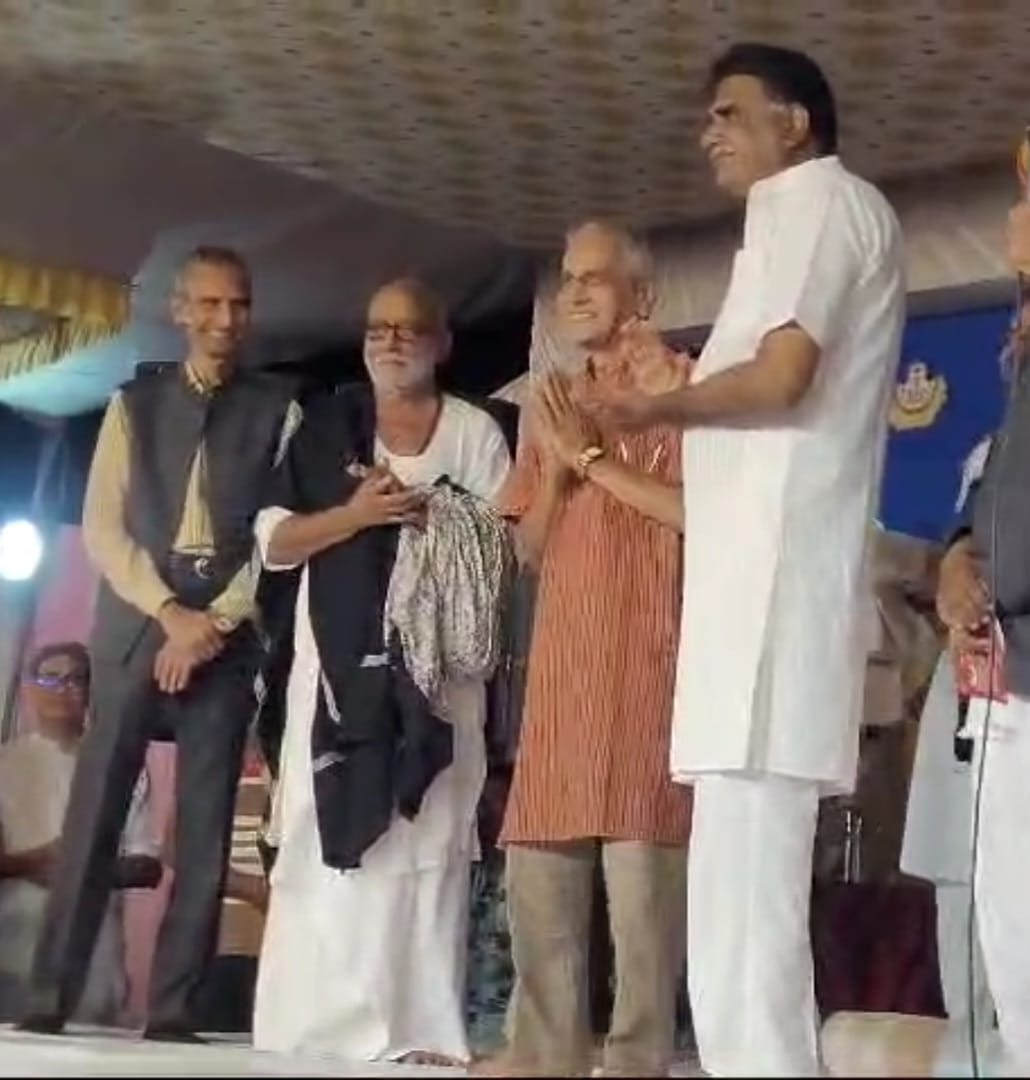 દુલાભાઇ કાગ એવોર્ડ